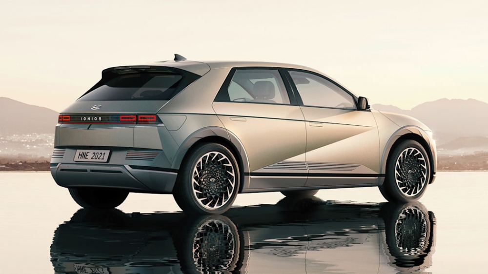 Có gì bên trong SUV điện Hyundai Ioniq 5 sắp ra mắt? Có gì bên trong SUV điện Hyundai Ioniq 5 sắp ra mắt?