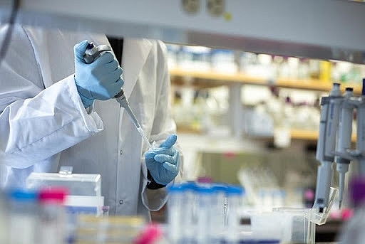 Chính thức tiêm thử nghiệm lâm sàng vaccine COVIVAC phòng COVID-19 Chính thức tiêm thử nghiệm lâm sàng vaccine COVIVAC phòng COVID-19