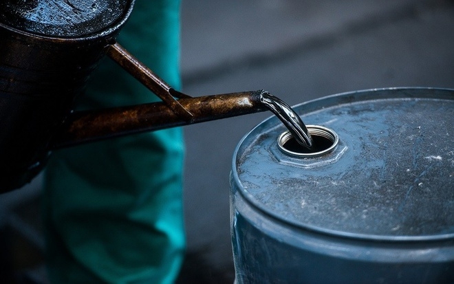Giá xăng dầu hôm nay 23/4: Dầu Brent dưới mốc 20 USD gia xang dau hom nay 234 dau brent duoi moc 20 usd