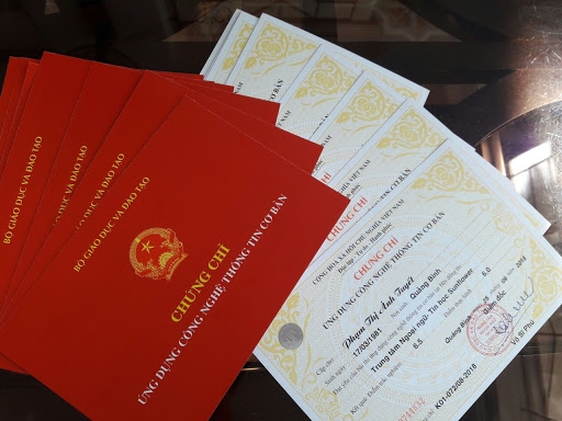 Bỏ chứng chỉ tin học, ngoại ngữ đối với giáo viên dạy nghề Bỏ chứng chỉ tin học, ngoại ngữ đối với giáo viên dạy nghề