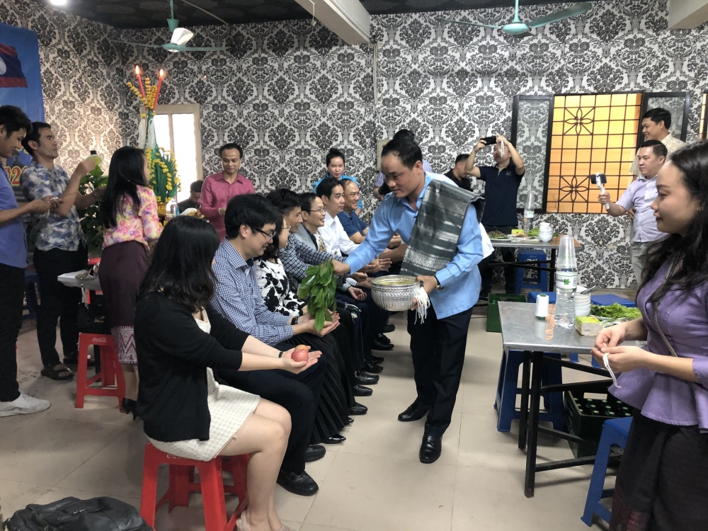 Sinh viên Lào tại Đại học Luật Hà Nội đón Tết Bunpimay Lào 2021 Nhiều nét độc đáo trong lễ đón Tết Bunpimay 2021 của lưu học sinh Lào