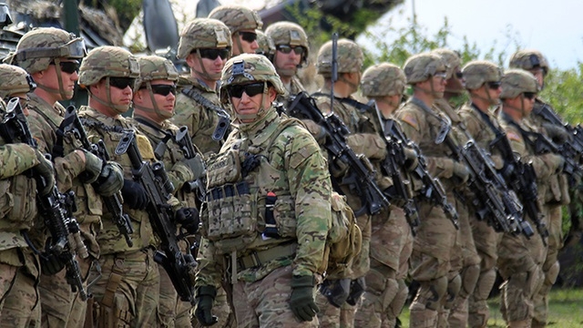 Kiev phản đối Mỹ định đưa quân vào Donbass Kiev phản đối Mỹ định đưa quân vào Donbass