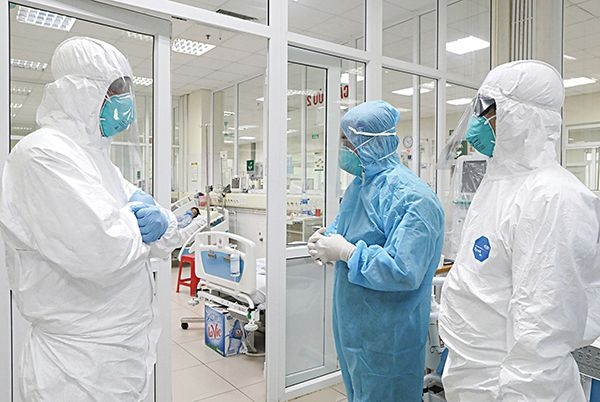 Lãnh đạo Bộ Y tế đồng loạt kiểm tra, đôn đốc phòng chống COVID-19 tại Tây Nam Bộ Lãnh đạo Bộ Y tế đồng loạt kiểm tra, đôn đốc phòng chống COVID-19 tại Tây Nam Bộ