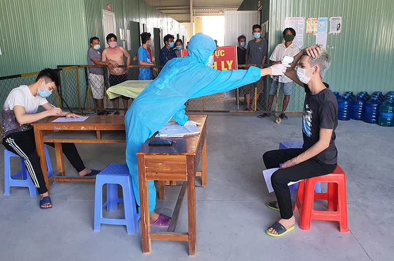 Lãnh đạo Bộ Y tế đồng loạt kiểm tra, đôn đốc phòng chống COVID-19 tại Tây Nam Bộ Lãnh đạo Bộ Y tế đồng loạt kiểm tra, đôn đốc phòng chống COVID-19 tại Tây Nam Bộ