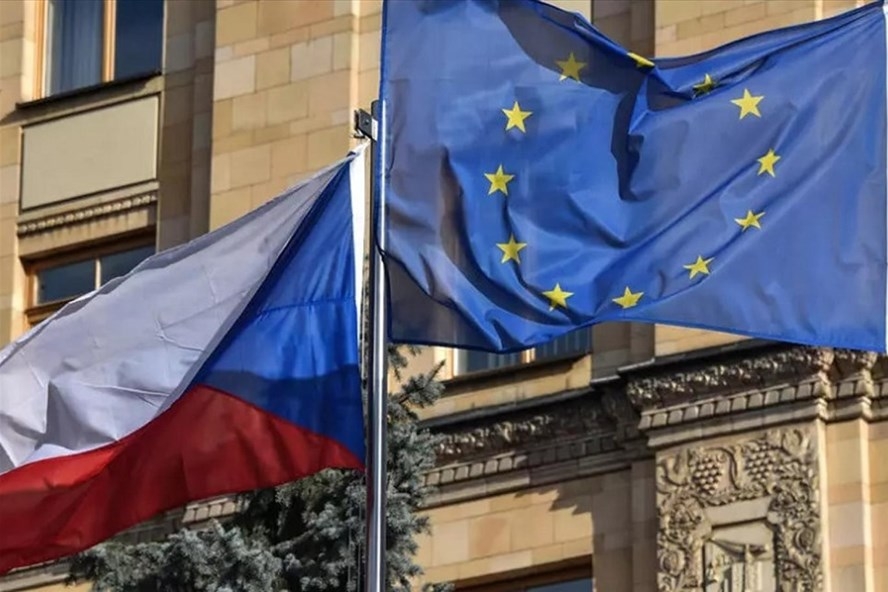 Nga trả đũa gay gắt, trục xuất 20 nhà ngoại giao Czech Nga trả đũa mạnh tay, trục xuất 20 nhà ngoại giao Czech