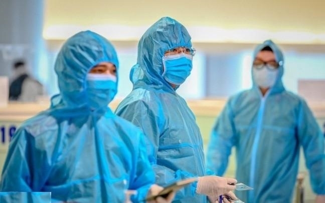 Tạm thời phong tỏa một toà nhà chung cư ở Hà Nội vì liên quan đến ca nghi mắc COVID-19 Tạm thời phong tỏa một toà nhà chung cư ở Hà Nội vì liên quan đến ca nghi mắc COVID-19