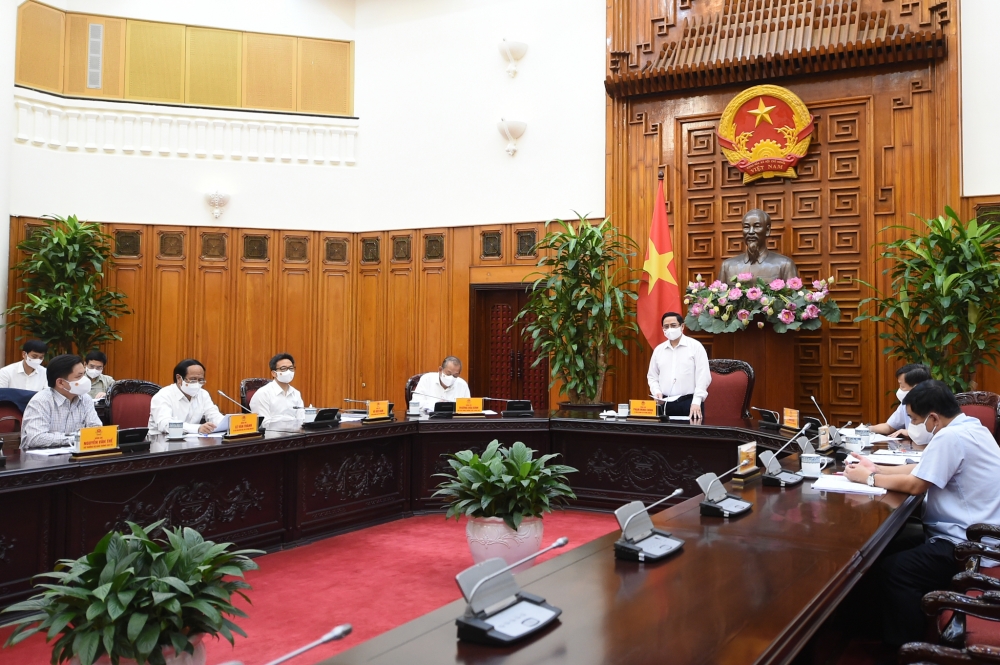 Thủ tướng yêu cầu thực hiện nghiêm các quy định phòng chống dịch, vì sức khỏe mỗi người, vì lợi ích quốc gia Thủ tướng yêu cầu thực hiện nghiêm các quy định phòng chống dịch, vì sức khỏe mỗi người, vì lợi ích quốc gia