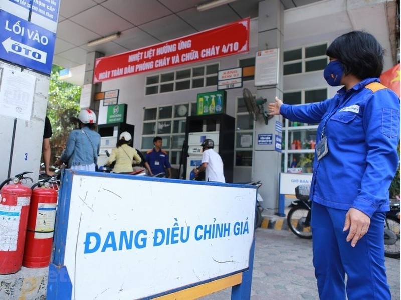 Giá xăng dầu hôm nay 27/6: Xăng trong nước sẽ tăng Giá xăng tăng kỳ thứ 4 liên tiếp vào 15 giờ chiều nay (27/6)?