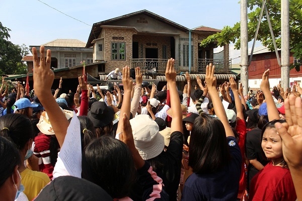 Nhóm phản đối chính quyền Myanmar bị xem là khủng bố Nhóm phản đối chính quyền Myanmar bị xem là khủng bố