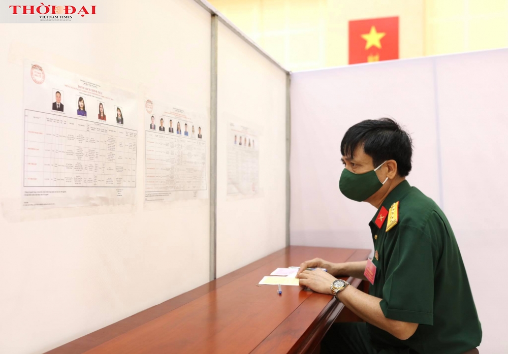 Bắc Ninh: Lực lượng vũ trang, y bác sĩ đi bầu cử sớm để ứng phó dịch COVID-19