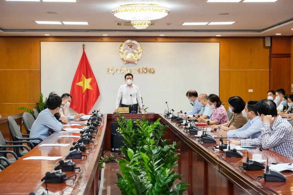 Để tháo gỡ khó khăn cho xuất khẩu nông sản: Các vùng vải thiều cần đa dạng nguồn tiêu thụ