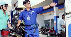 Giá xăng dầu hôm nay 17/8: Dầu thô lấy lại đà tăng mạnh ngay đầu tuần