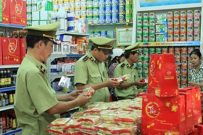 Phạt tới 400 triệu đồng đối với hành vi sản xuất, mua bán hàng giả? Phạt tới 400 triệu đồng đối với hành vi sản xuất, mua bán hàng giả?