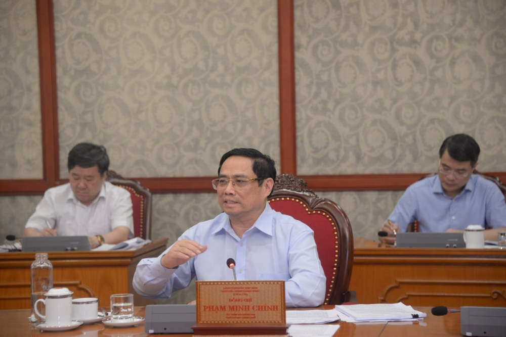 Bộ Chính trị đồng ý chủ trương hỗ trợ người lao động và người sử dụng lao động Bộ Chính trị đồng ý chủ trương hỗ trợ người lao động và người sử dụng lao động