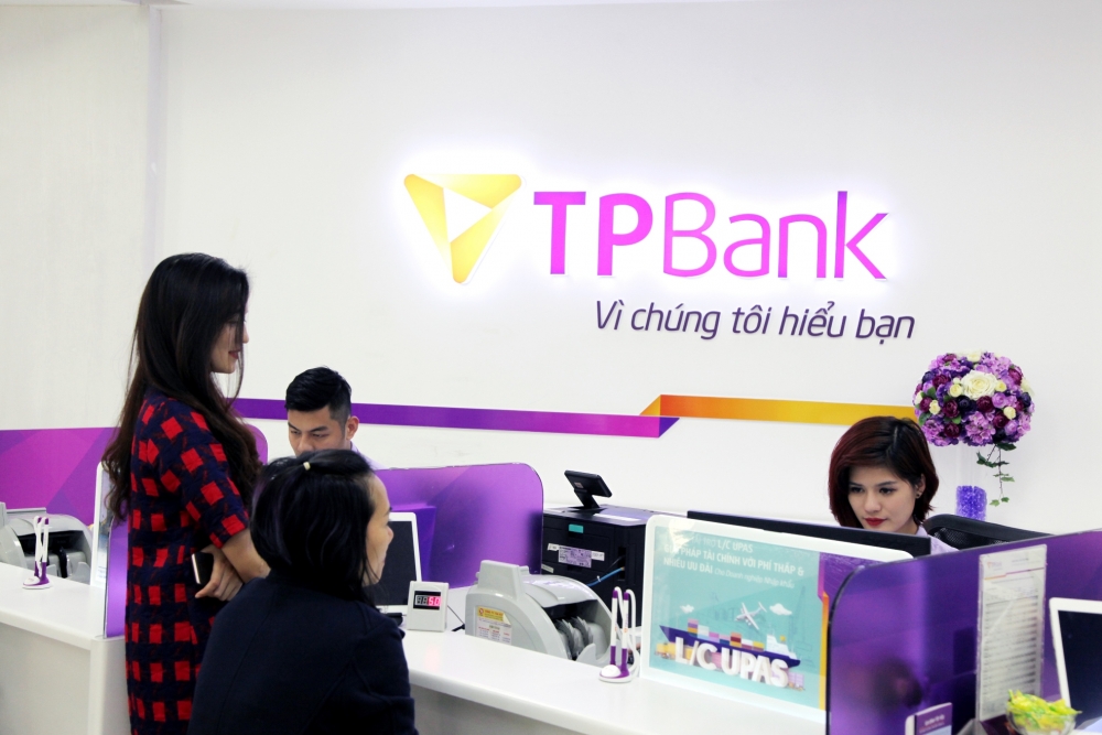 Ngành ngân hàng nỗ lực hỗ trợ khách hàng chịu ảnh hưởng COVID-19 agribank ho tro hon 20000 ty cho khach hang chiu anh huong covid 19