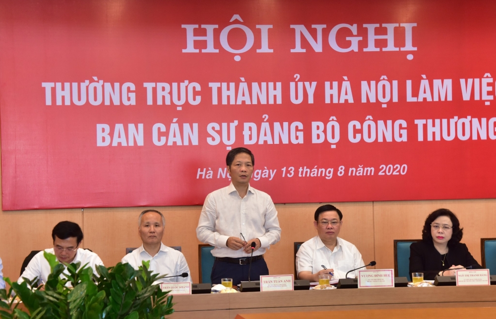 Hà Nội đặt mục tiêu đứng đầu cả nước về thương mại điện tử Bí thư Hà Nội muốn Bộ Công thương hỗ trợ về logistics