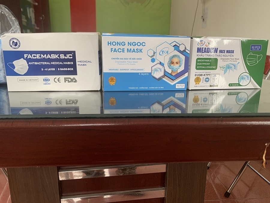 Hà Tĩnh: Bắt giữ gần 400.000 khẩu trang y tế giả đang vận chuyển ra Bắc Hà Tĩnh: Bắt giữ gần 400.000 khẩu trang y tế giả đang vận chuyển ra Bắc