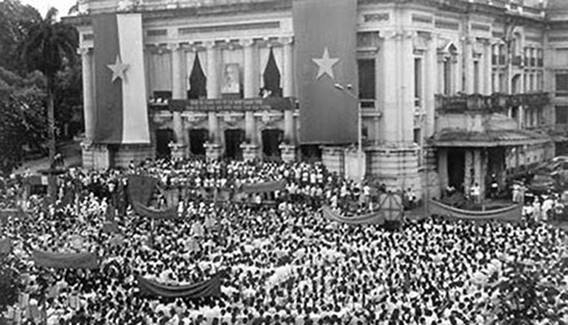 Ảnh: Hà Nội từ nạn đói năm 1945 đến mùa thu năm 2020 Chùm ảnh: Hà Nội từ nạn đói năm 1945 đến mùa thu năm 2020