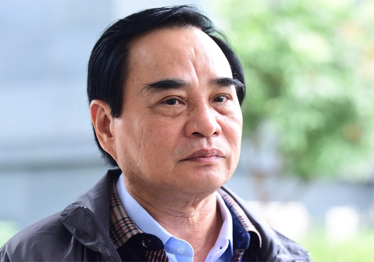 Ông Văn Hữu Chiến, Nguyễn Ngọc Tuấn bị đề nghị khai trừ Đảng Cựu lãnh đạo Đà Nẵng Văn Hữu Chiến, Nguyễn Ngọc Tuấn bị đề nghị khai trừ Đảng