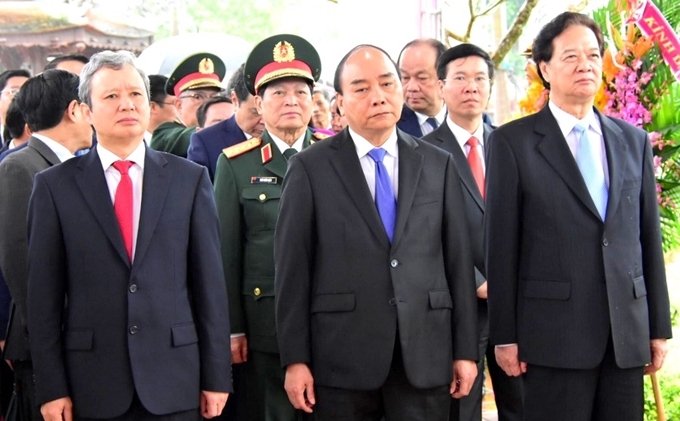Đại tướng Lê Đức Anh để lại những di sản vô giá đối với sự nghiệp cách mạng của Đảng và nhân dân ta Đại tướng Lê Đức Anh để lại những di sản vô giá đối với sự nghiệp cách mạng của Đảng và nhân dân ta