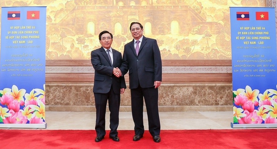 Prime Minister Pham Minh Chinh and his Lao counterpart Phankham Viphavanh (left). Photo: VOV Prime Minister Pham Minh Chinh and his Lao counterpart Phankham Viphavanh (left). Photo: VOV