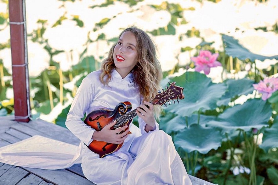 Expats in Vietnam Enjoy Vietnamese New Year Expats Eager to Enjoy Vietnamese New Year