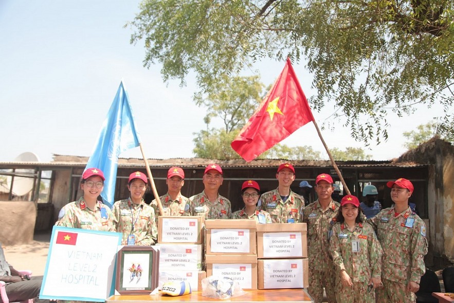 Vietnamese 'Blue Beret' Soldiers Support South Sudanese Prisoners