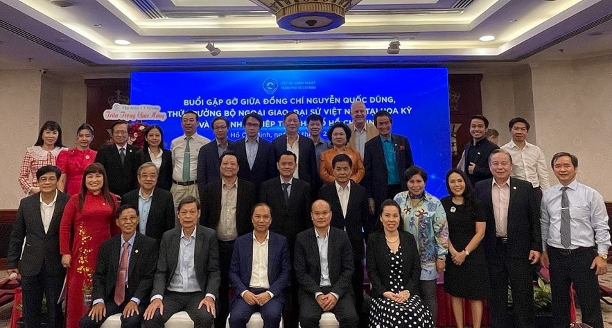 AmCham Seeks New Cooperation Opportunities in Vietnam AmCham Seeks New Cooperation Opportunities in Vietnam