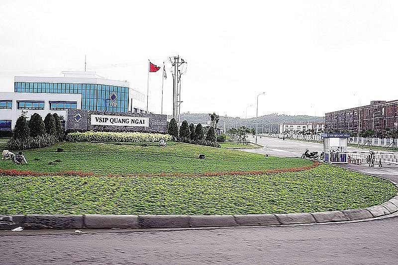 Vietnam and Singapore Strengthen Trade and Investment Cooperation Vietnam and Singapore Strengthen Trade and Investment Cooperation