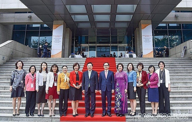 'Soft Power' of Vietnamese Foreign Affairs 'Soft Power' of Vietnamese Foreign Affairs