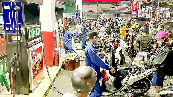 Vietnam triples petroleum imports. Photo: VNN Vietnam triples petroleum imports. Photo: VNN