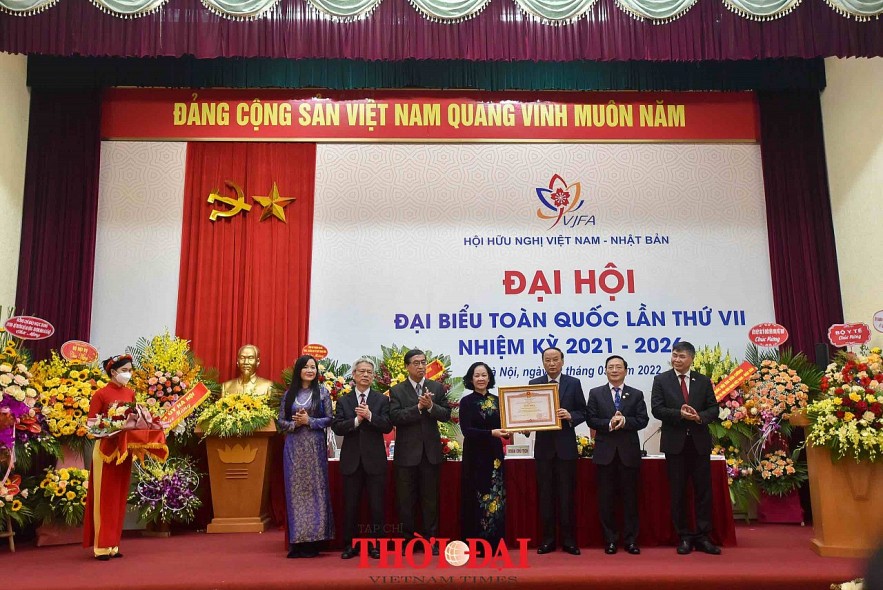 Strengthening Friendship Between People of Vietnam and Japan Strengthening Friendship Between People of Vietnam and Japan