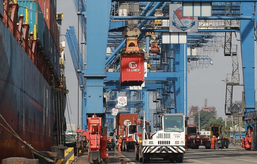 Vietnam's GDP in First Quarter of 2022 Increases by 5.03% Vietnam's GDP in First Quarter of 2022 Increases by 5.03%