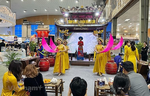 An art performance at Vietnam International Travel Mart 2022. Photo: VNA An art performance at Vietnam International Travel Mart 2022. Photo: VNA