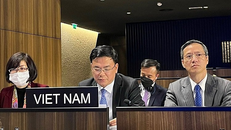 Vietnam Supports “Building Peace in Minds of People” Mission at UNESCO Vietnam Supports “Building Peace in Minds of People” Mission at UNESCO