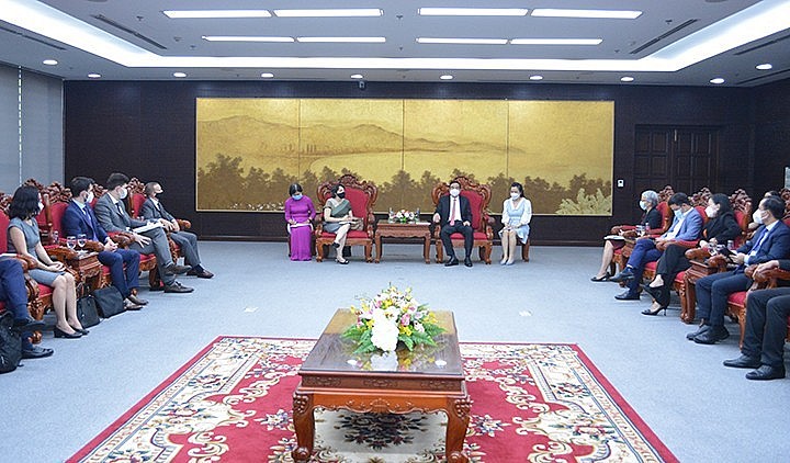 Strengthening Cooperation Between Da Nang and Spanish Localities Strengthening Cooperation Between Da Nang and Spanish Localities