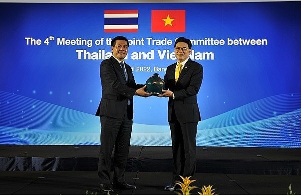 Vietnam and Thailand Discuss Ways for Strengthening Bilateral Trade Vietnam and Thailand Discuss Ways for Strengthening Bilateral Trade