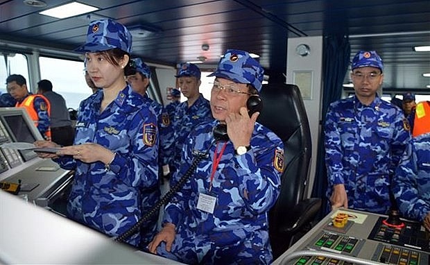 Colonel Tran Van Tho, Commander of Vietnam Coast Guard Region 1 leads the Vietnamese side. Photo: VNA Colonel Tran Van Tho, Commander of Vietnam Coast Guard Region 1 leads the Vietnamese side. Photo: VNA