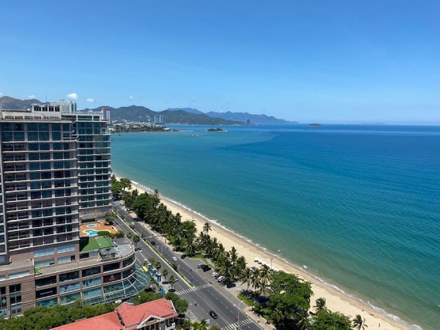 Nha Trang is a popular destination for tourists on the occasion of the National Reunification Day on April 30 and May Day on May 1. Photo: VOV Nha Trang is a popular destination for tourists on the occasion of the National Reunification Day on April 30 and May Day on May 1. Photo: VOV