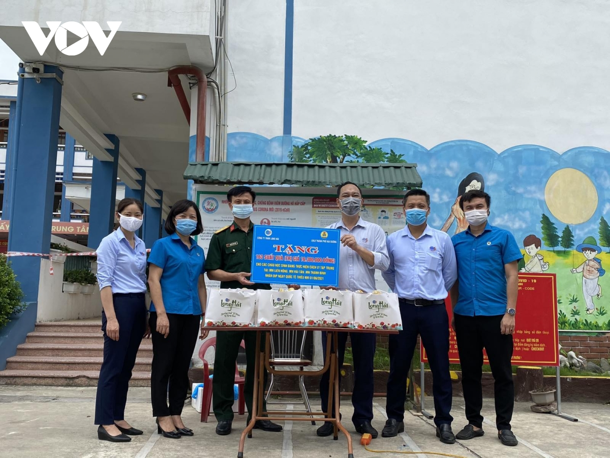 Special Children's Day in Hai Duong’s blockade area Special Children's Day in Hai Duong’s blockade area