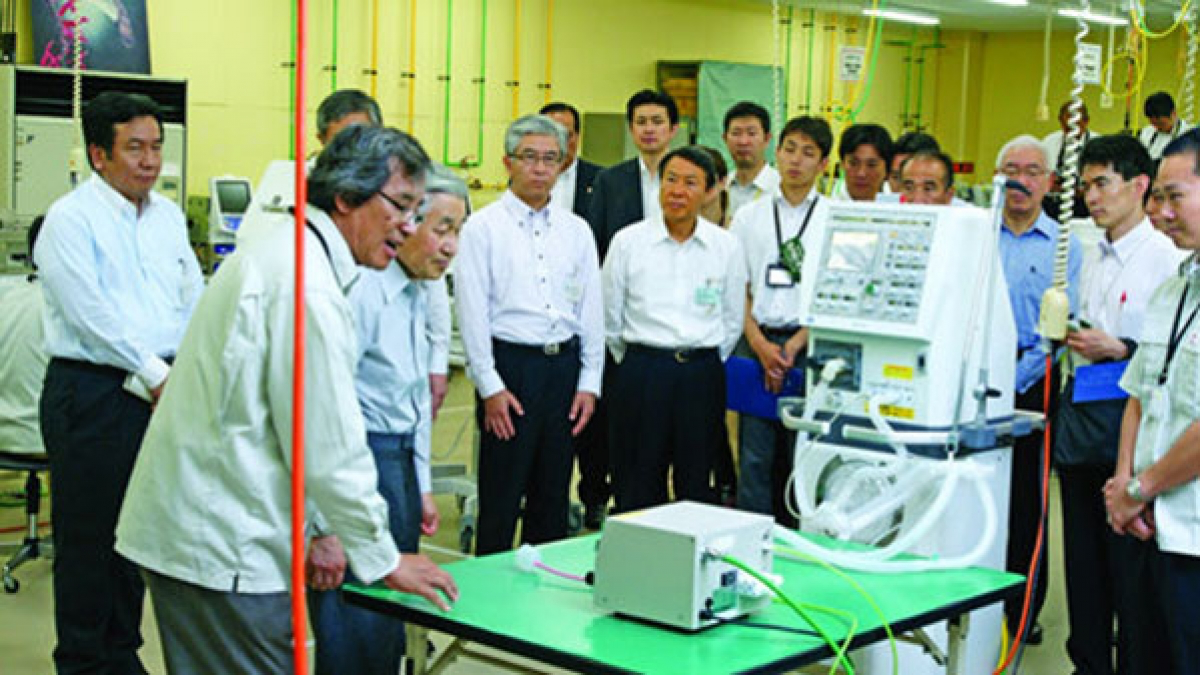 Vietnamese in Japan makes ventilators for Covid-19 patients Vietnamese in Japan makes ventilators for Covid-19 patients