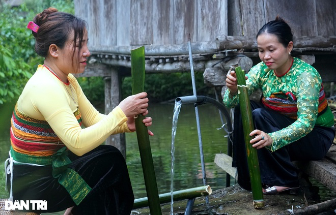 How to bamboo-tube rice: specialties of Vietnam's Northern mountainous Bamboo-tube rice: a specialty of Vietnam's Northern mountains - Video