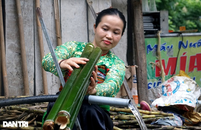 How to bamboo-tube rice: specialties of Vietnam's Northern mountainous Bamboo-tube rice: a specialty of Vietnam's Northern mountains - Video