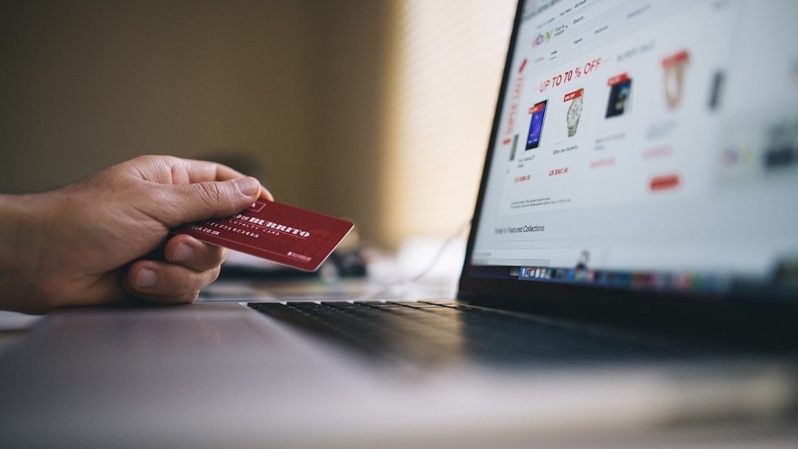 Vietnam's internet economy reaches 21 billion USD in 2021 and accounts for 5% of GDP. Photo: Ha Noi Moi Vietnam's internet economy reaches 21 billion USD in 2021 and accounts for 5% of GDP. Photo: Ha Noi Moi