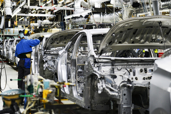 UNDP Recommends Policies for Developing Vietnam's Electric Vehicle Industry UNDP Recommends Policies for Vietnam Automotive Industry