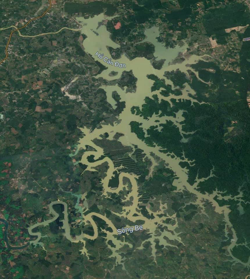 Be River with a special shape Be River with a special shape