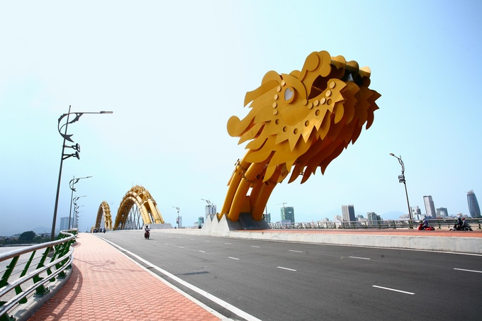 4 Specially Designed Bridges in Da Nang 4 Incredible Bridges in Da Nang