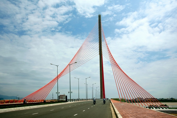 4 Specially Designed Bridges in Da Nang 4 Incredible Bridges in Da Nang