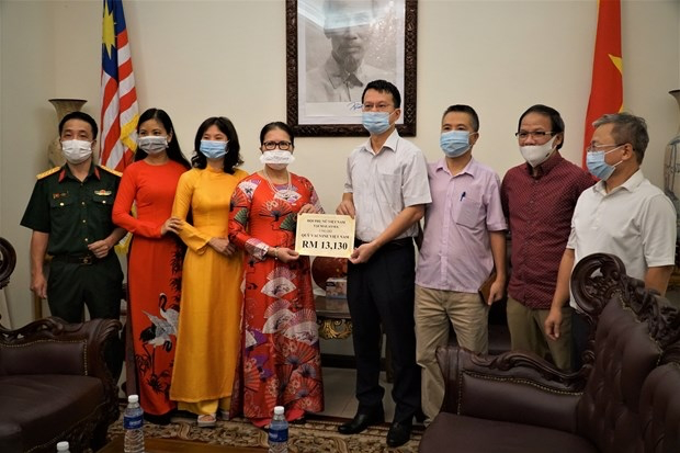 Oversea Vietnamese in Malaysia, Slovakia Support Covid-19 Vaccine Fund Oversea Vietnamese in Malaysia, Slovakia Support Covid-19 Vaccine Fund