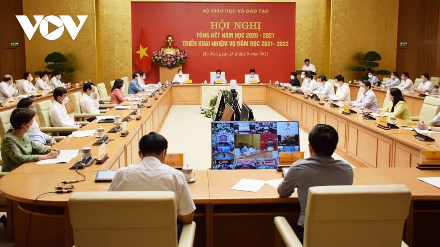 PM Pham Minh Chinh chairs the national online conference of the education and training sector. Photo: VOV PM Pham Minh Chinh chairs the national online conference of the education and training sector. Photo: VOV